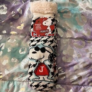 Peanuts Snoopy Black and White Sherpa Lined Socks-NWT